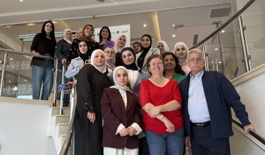 جذور تعزّز قدرات مشرفات ومربيات دور الحضانات في مجال تنمية الطفولة المبكرة