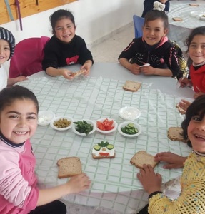 مشروع المدارس الصديقة لتغذية الطفل