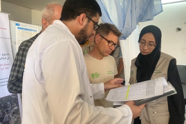 A delegation from WHH, Juzoor’s partner, visits the Juzoor Health Center in Al-Nasr, Gaza.