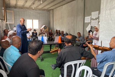 Bringing moments of joy and connection to older people in Gaza 