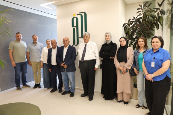Beit Fajjar Municipality delegation visits Juzoor to discuss cooperation in health and environment.