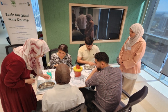 Juzoor Conducts Specialized Basic Surgical Skills Course Led by Palestinian Trainers