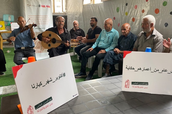 Bringing moments of joy and connection to older people in Gaza 